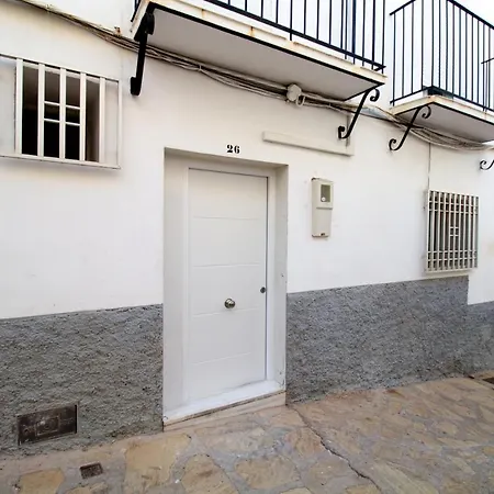 Rentitspain Casa Abanico A Pasos De Castillo De Salobrena